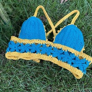 Bobo floral crochet top